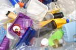 A diferença entre bioplástico, plástico oxidegradável e biodegradável